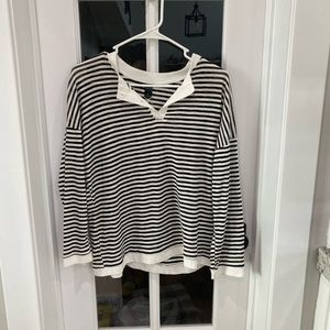 Black and white striped Collard Long Sleeve Shirt Size Medium